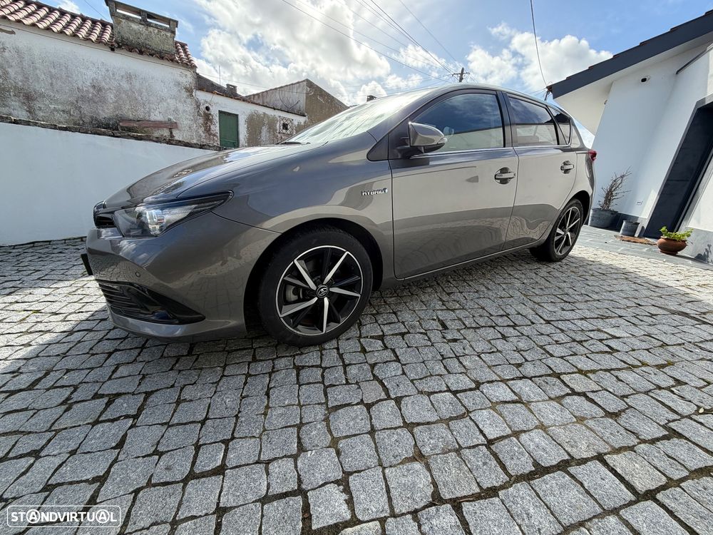 Toyota Auris 1.8 HSD Comfort +P.Techno+P.Sport - 13