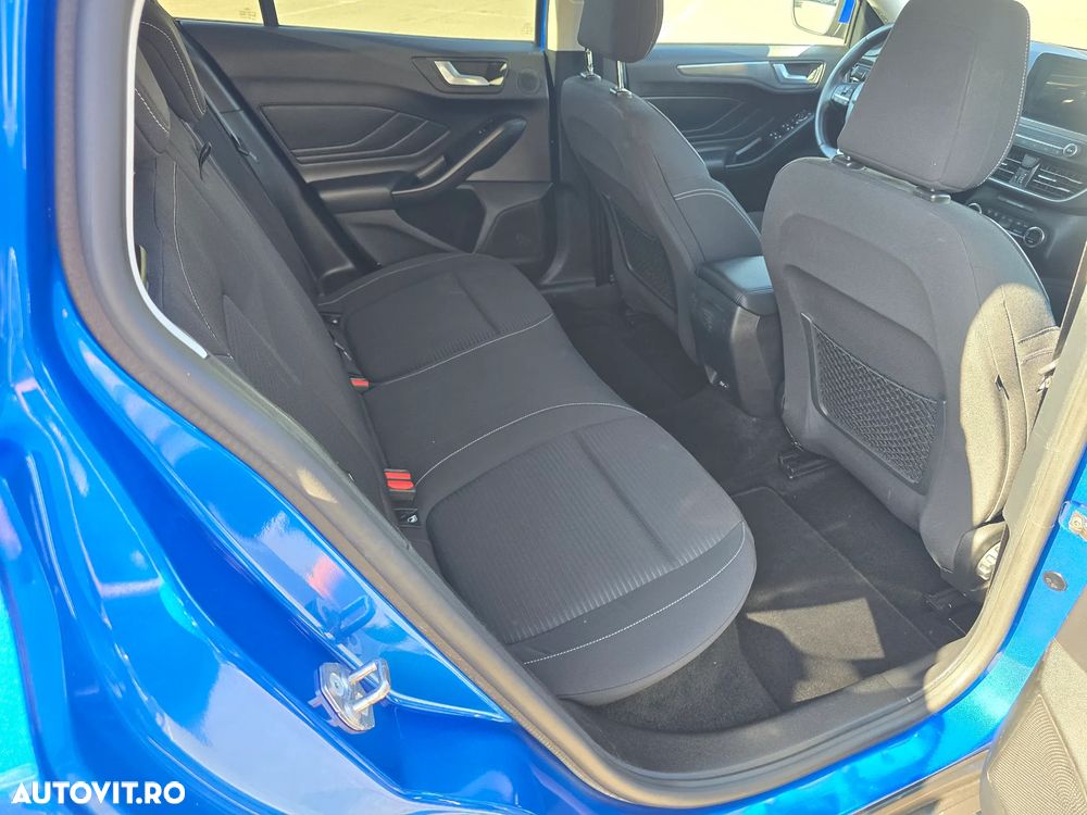 Ford Focus - 7