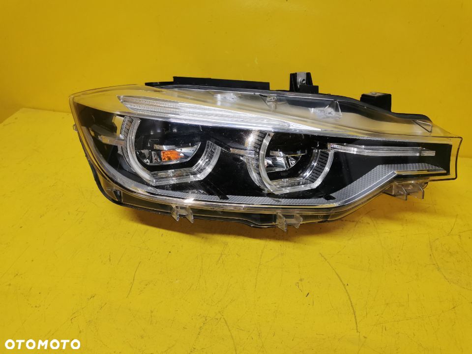 BMW 3 F30 F31 LAMPA PRAWA PRZOD LED ADAPTIVE 7453488-02 - 1