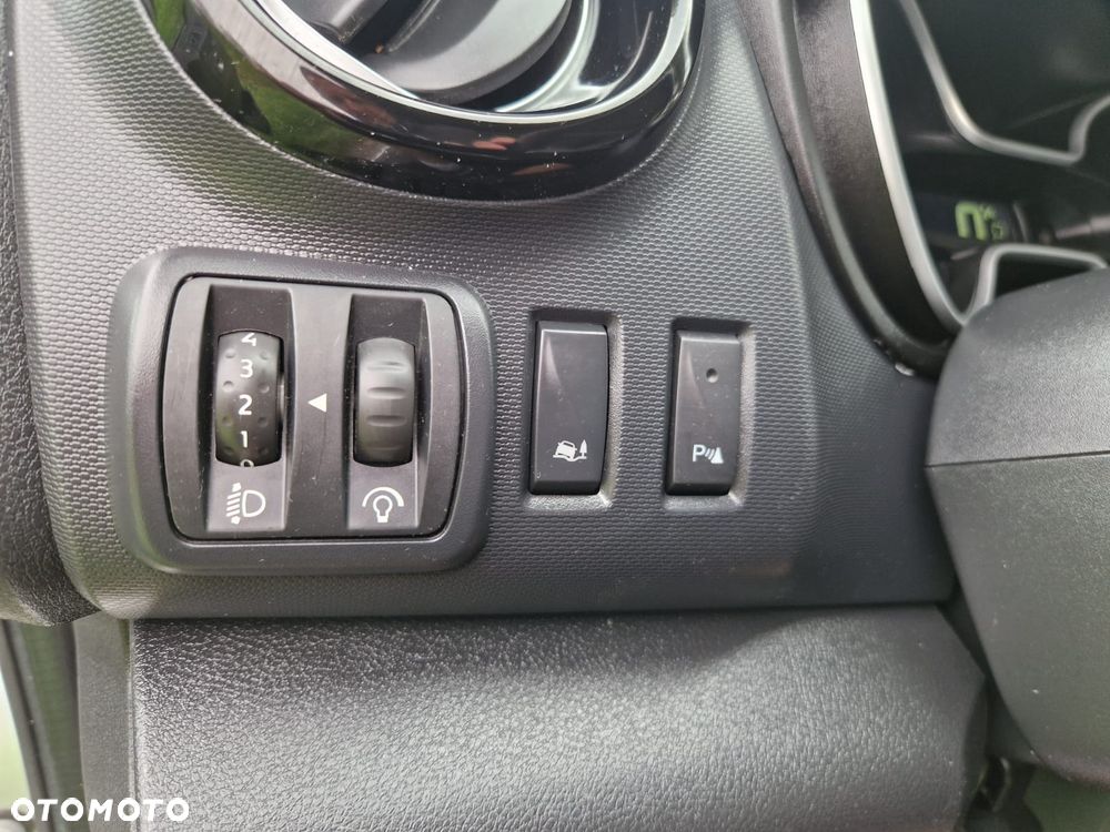 Renault TRAFIC - 32
