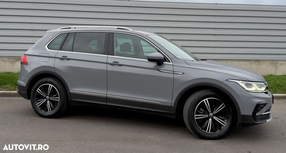 Volkswagen Tiguan - 24