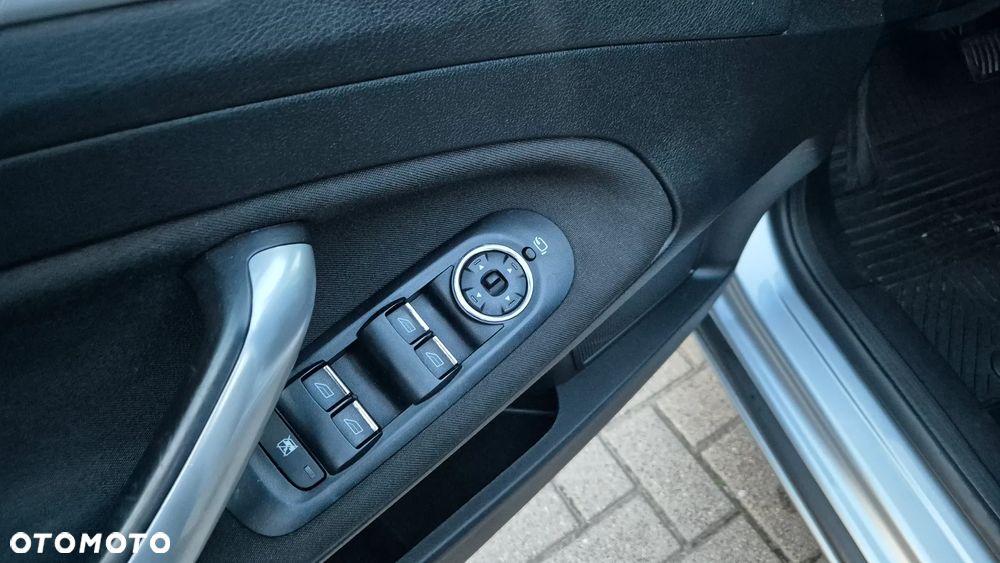 Ford Mondeo 2.0 TDCi Titanium - 21