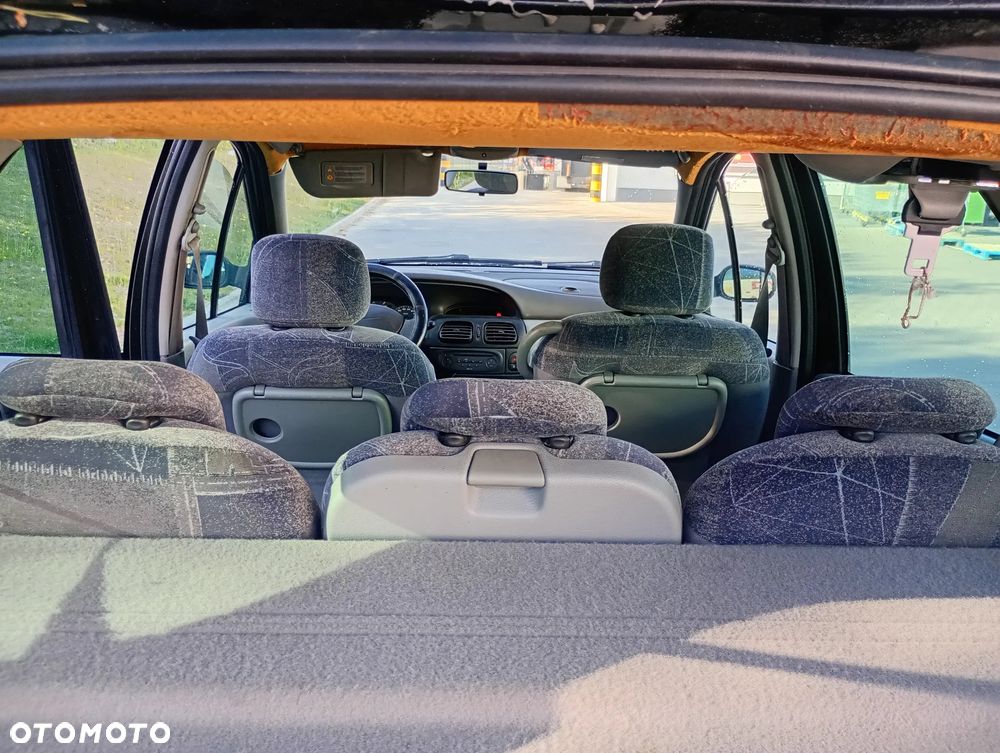 Renault Scenic Megane 1.8i RT 16V - 8
