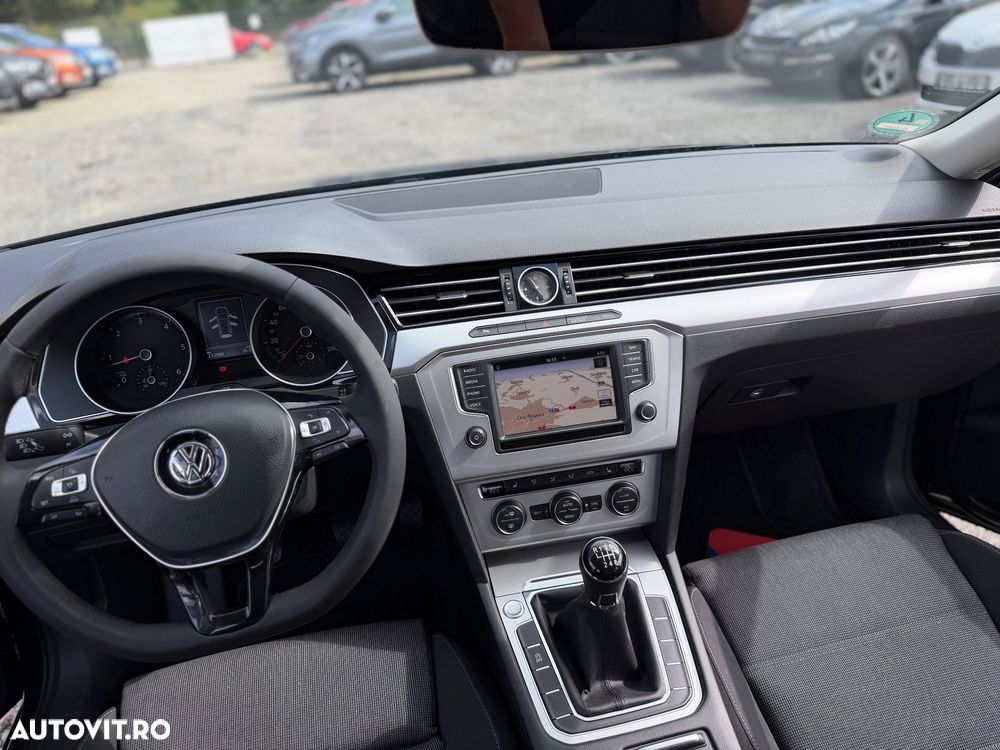 Volkswagen Passat 2.0 TDI SCR BlueMotion Comfortline - 21