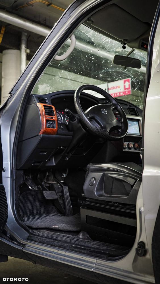 Nissan Patrol - 7