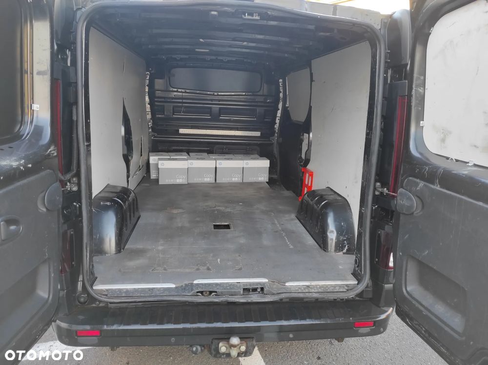 Opel Vivaro Biturbo - 7