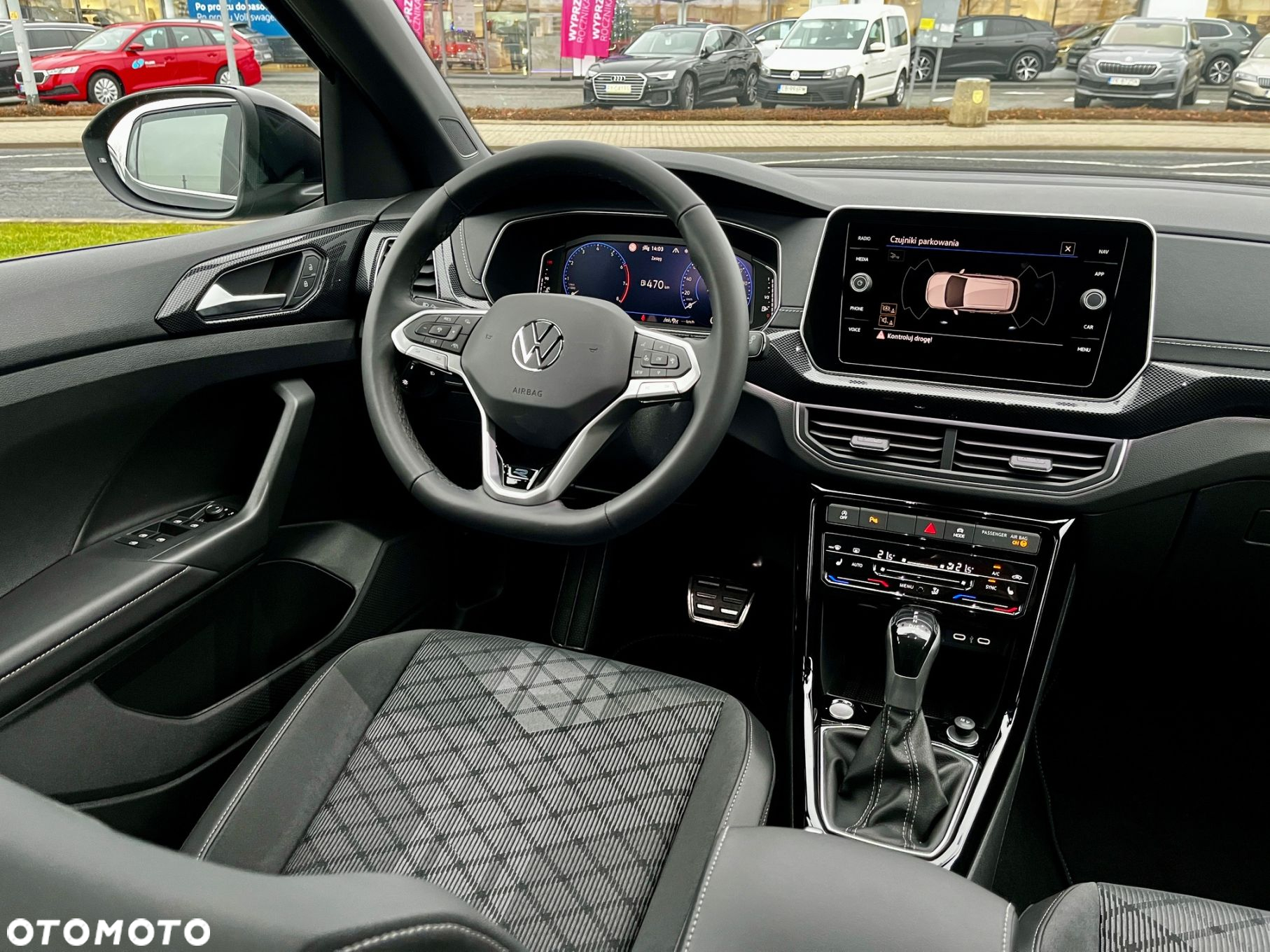 Volkswagen T-Cross - 10