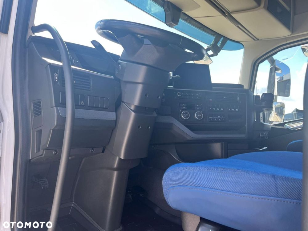 Volvo Volvo FH 4X2 460 Globetrotter - 15
