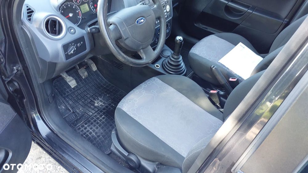Ford Fiesta 1.3 Black Magic - 16