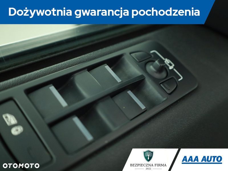 Land Rover Discovery Sport - 21