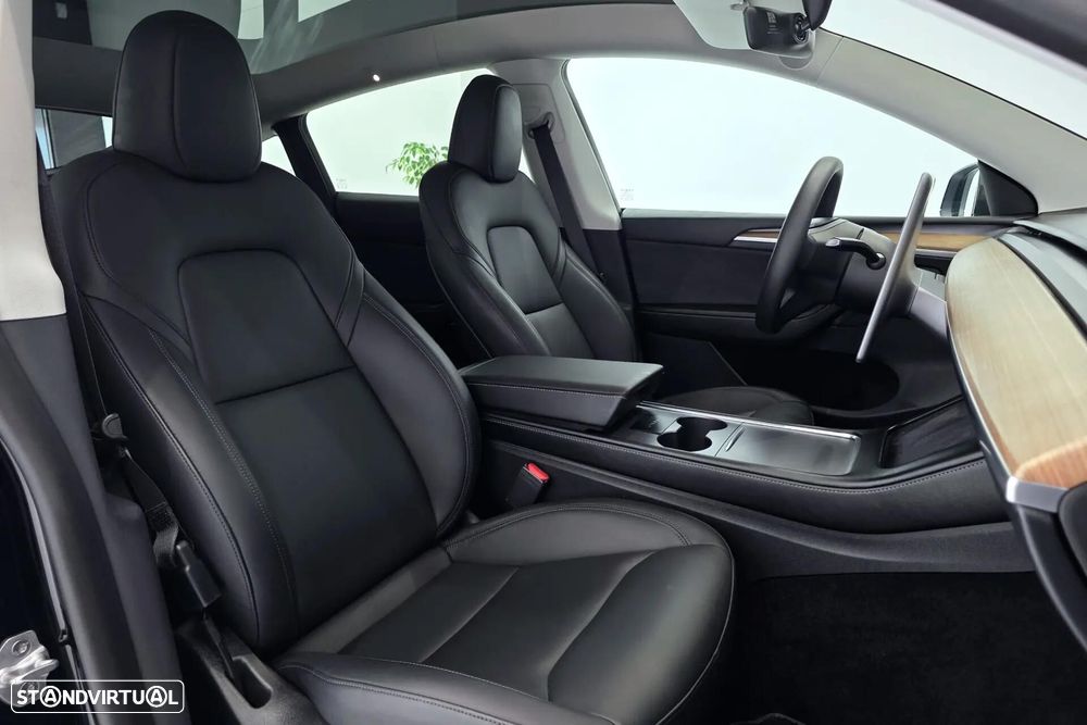 Tesla Model Y RWD - 22