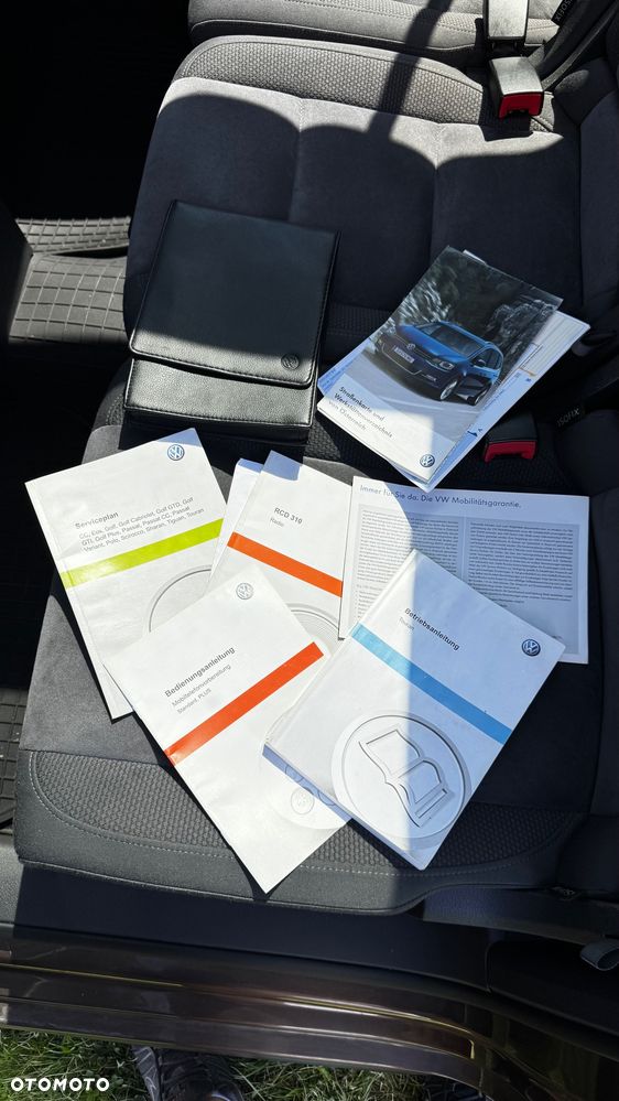 Volkswagen Touran 1.6 TDI DPF BlueMotion Technology MATCH - 19