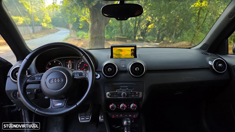 Audi A1 Sportback 1.6 TDI S-line S tronic - 33