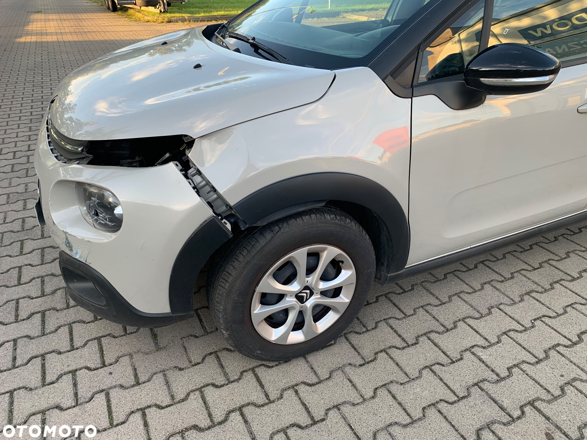 Citroën C3 1.2 PureTech Live - 8