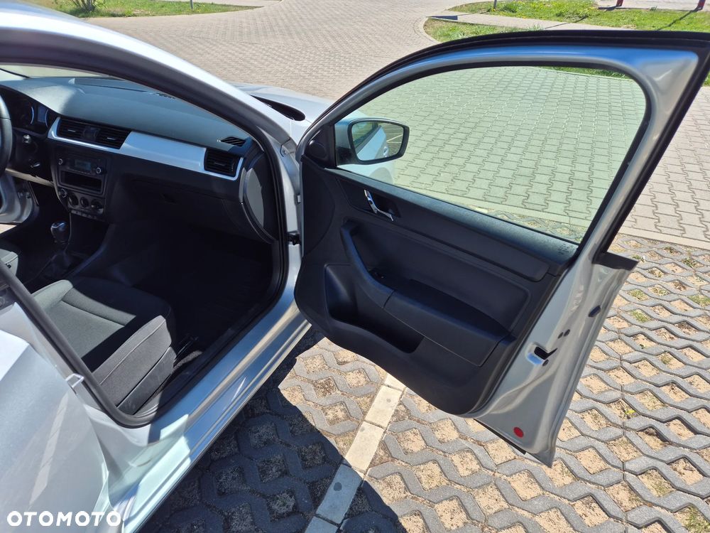 Skoda RAPID 1.6 TDI DPF Ambition - 6