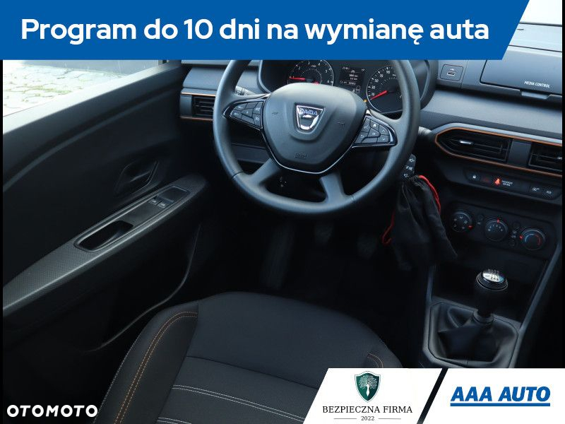 Dacia Sandero - 8
