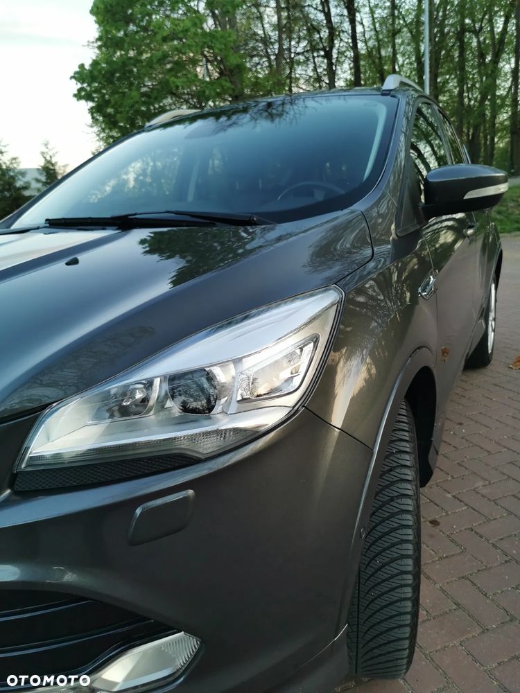 Ford Kuga 1.5 EcoBoost 2x4 Titanium - 30