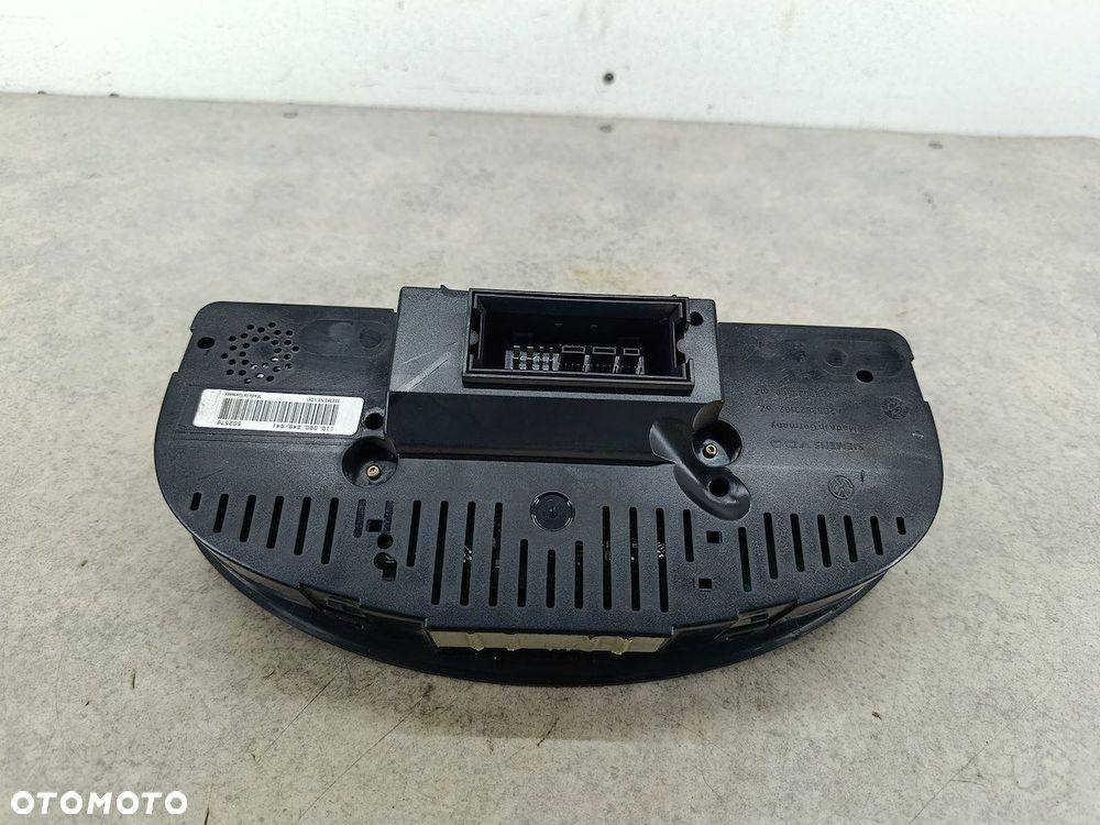 LICZNIK VW GOLF V 1K0920872B V0004000 110.080.248  SIEMENS 1.9 TDI - 8