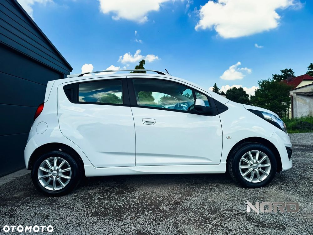 Chevrolet Spark 1.2 LTZ - 3