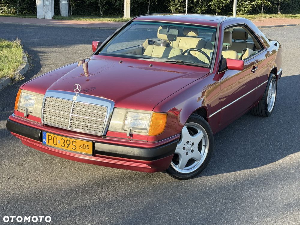 Mercedes-Benz W123 - 1