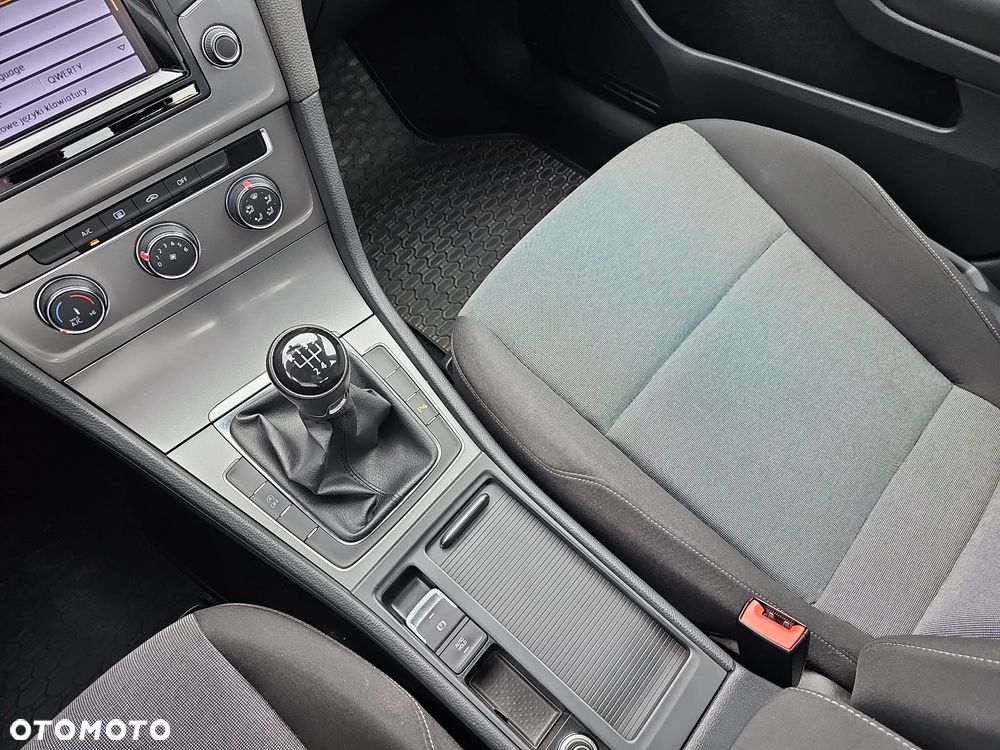 Volkswagen Golf 1.2 TSI BMT Trendline EU6 - 14