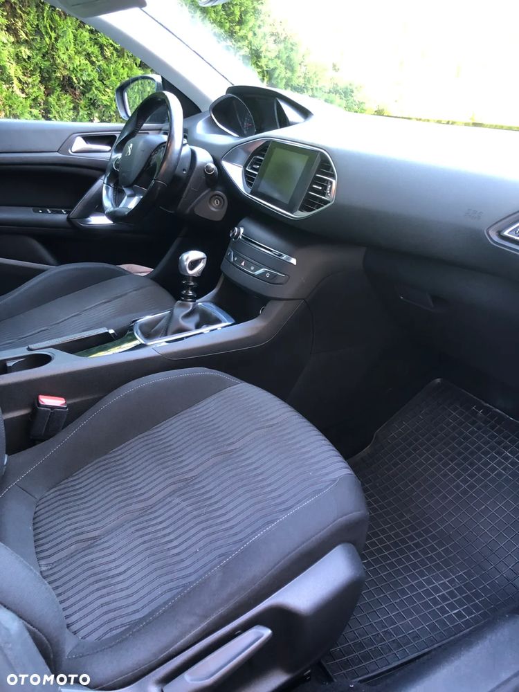 Peugeot 308 1.6 THP Active - 2