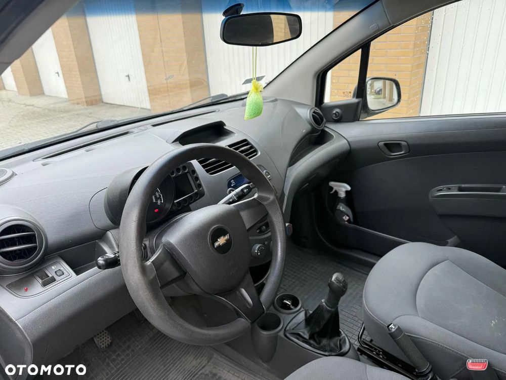 Chevrolet Spark 1.0 Base - 7