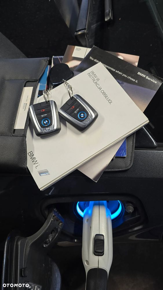 BMW i8 Standard - 32