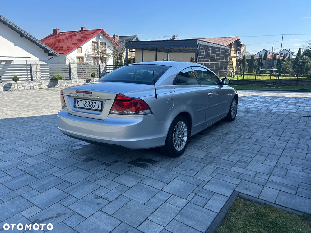 Volvo C70 2.0D Kinetic - 4