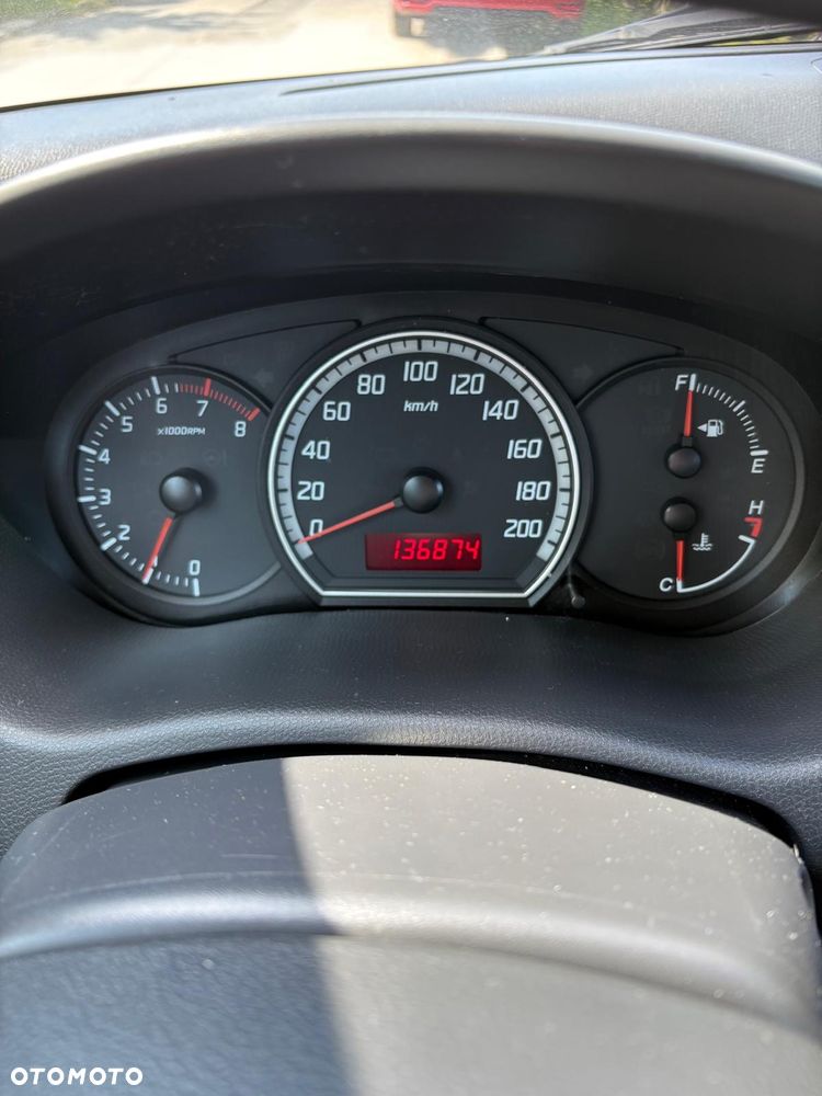 Suzuki Swift - 6