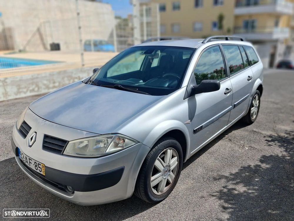 Renault Mégane Break 1.5 dCi Dynamique - 4