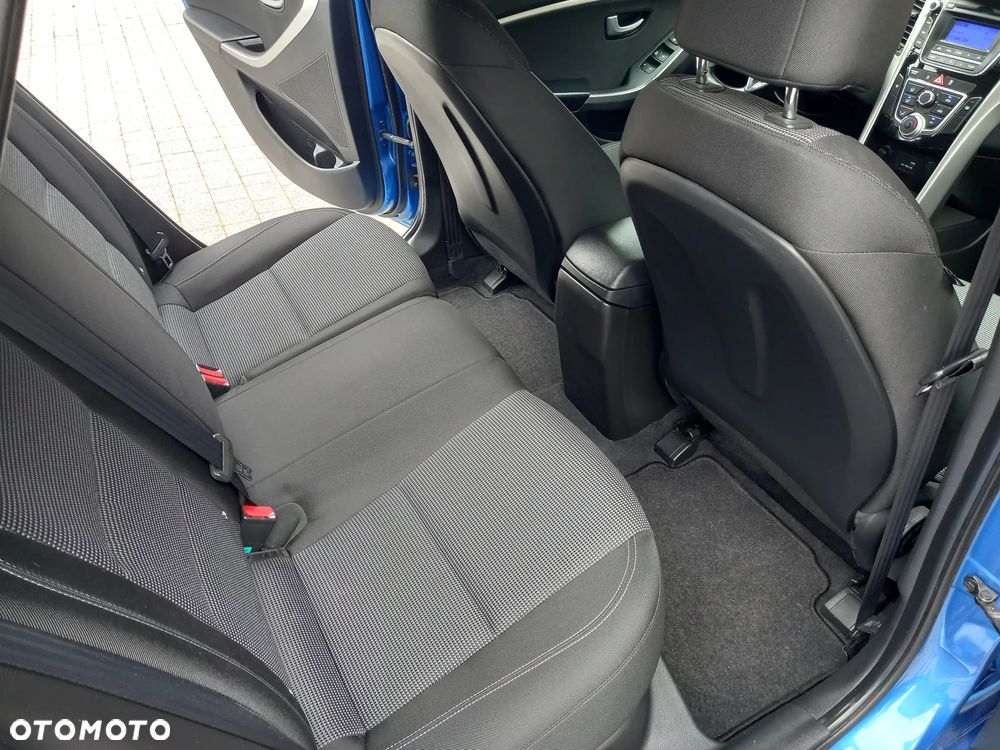Hyundai i30 - 18