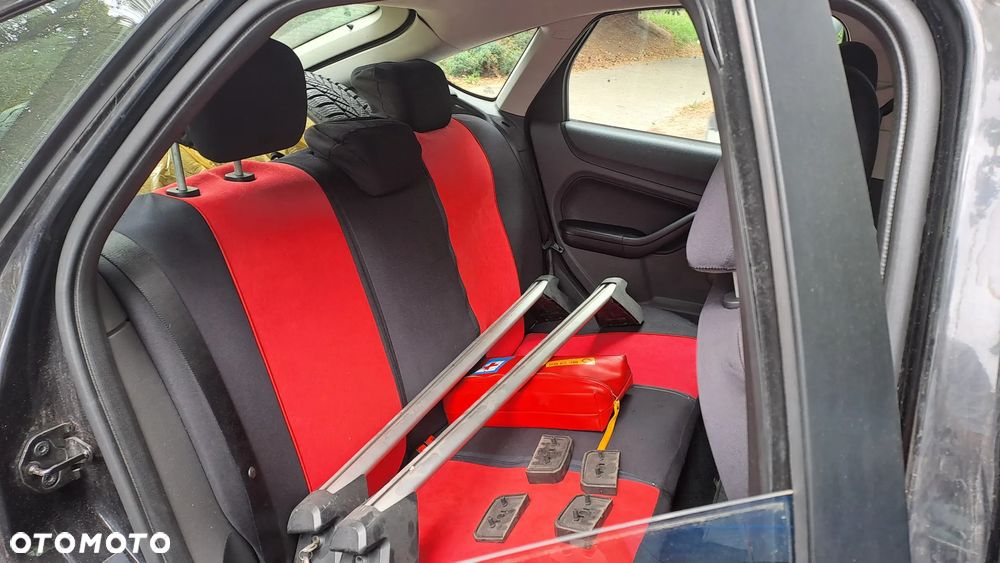 Ford Focus - 6