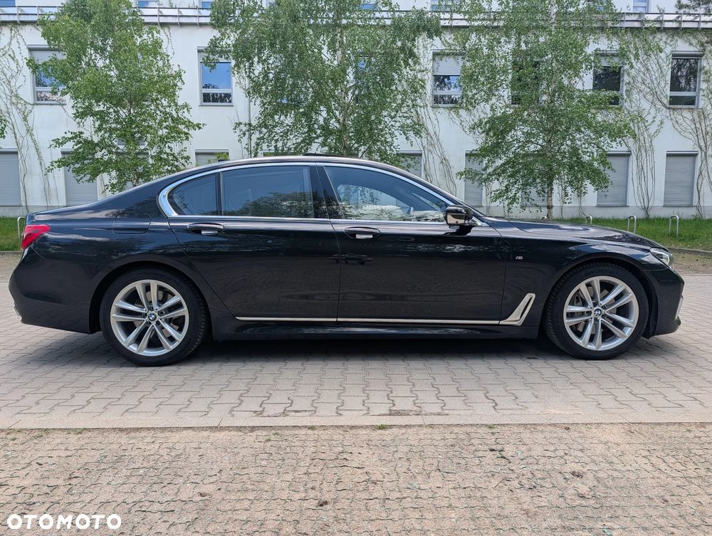 BMW Seria 7 740i - 6