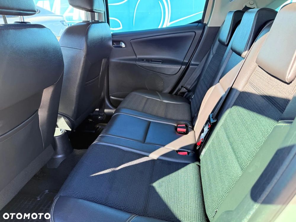 Peugeot 207 Outdoor 1.4 - 11