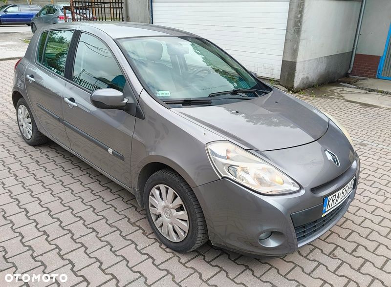Renault Clio 1.5 dCi Alize - 2