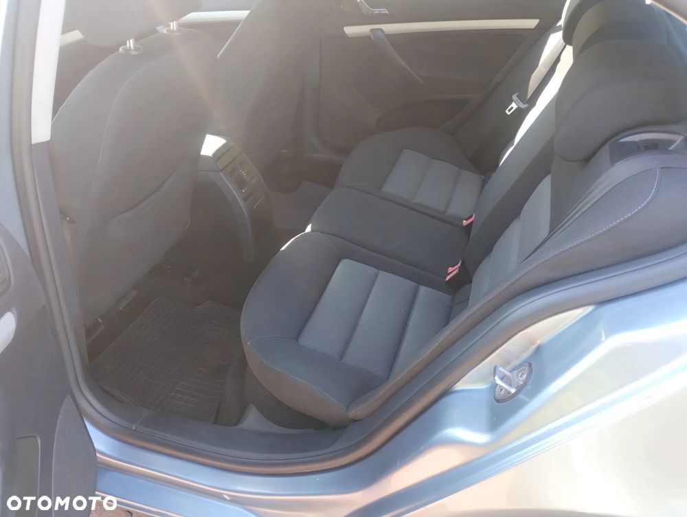 Skoda Octavia - 10