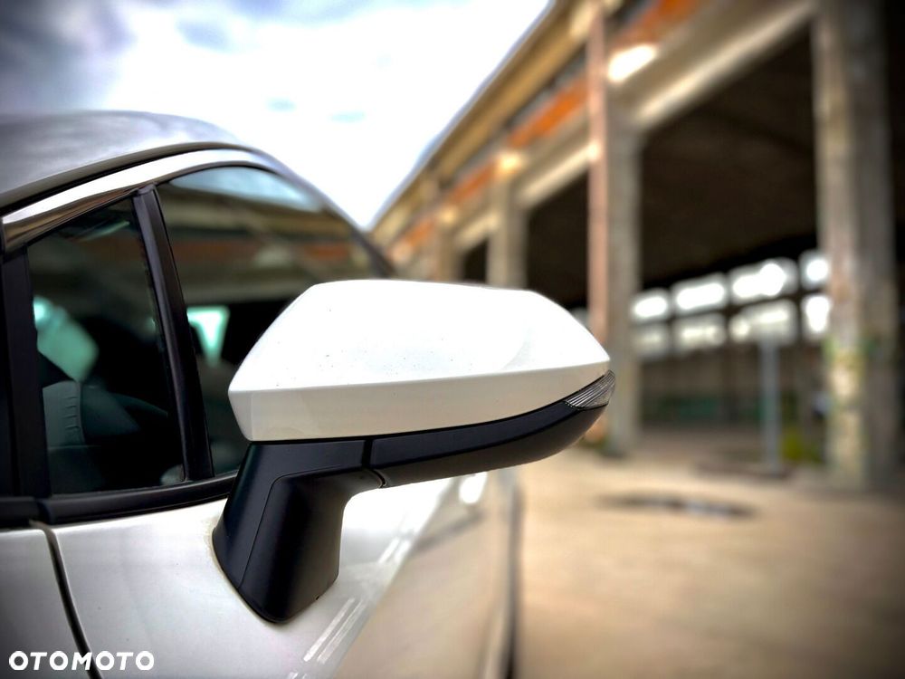 Toyota Corolla 1.8 Hybrid Comfort - 14
