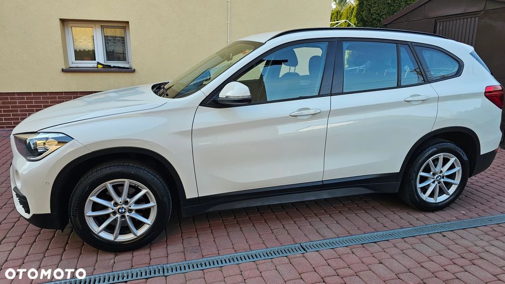 BMW X1 sDrive18d xLine - 15