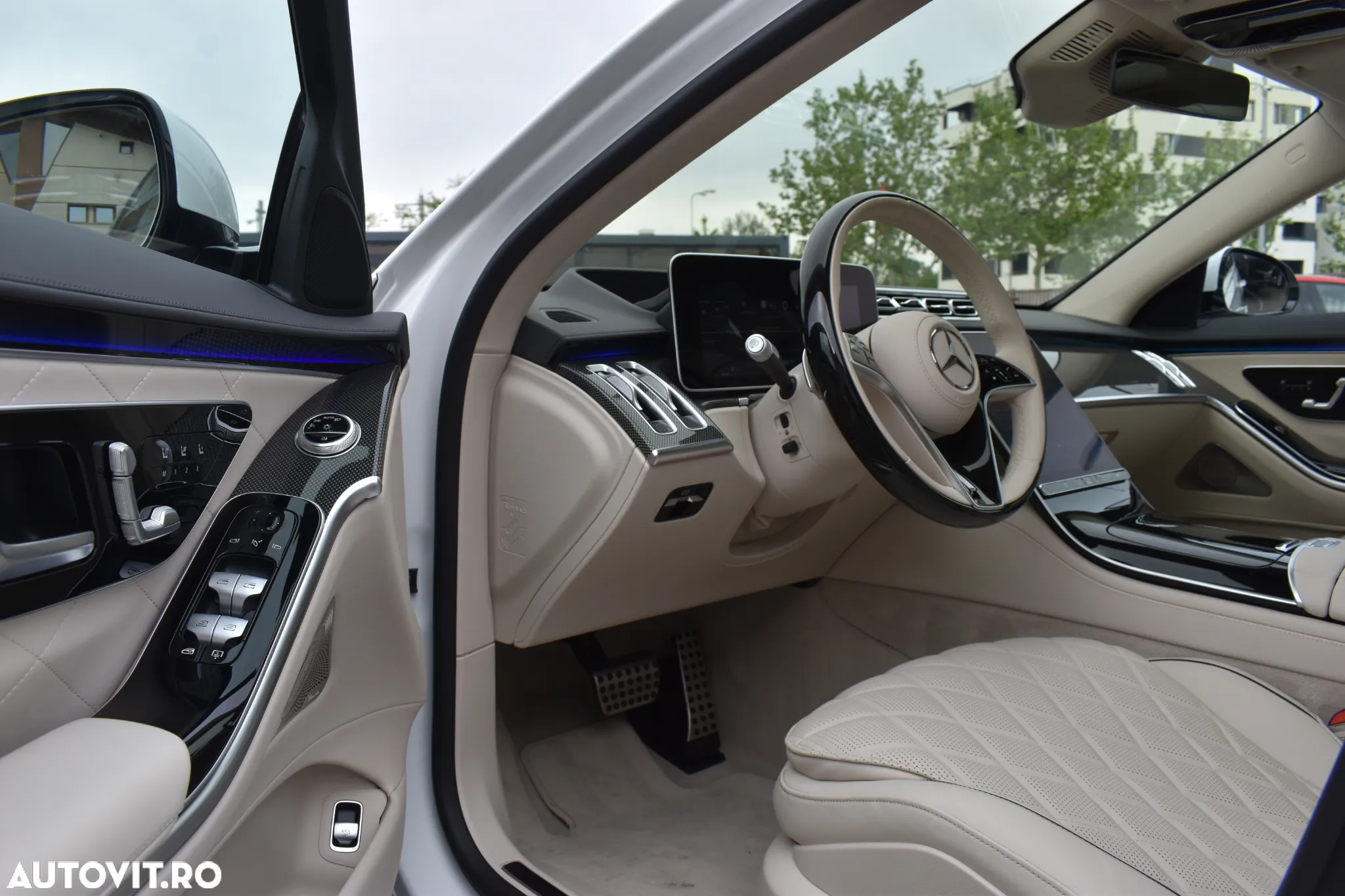Mercedes-Benz S - 8