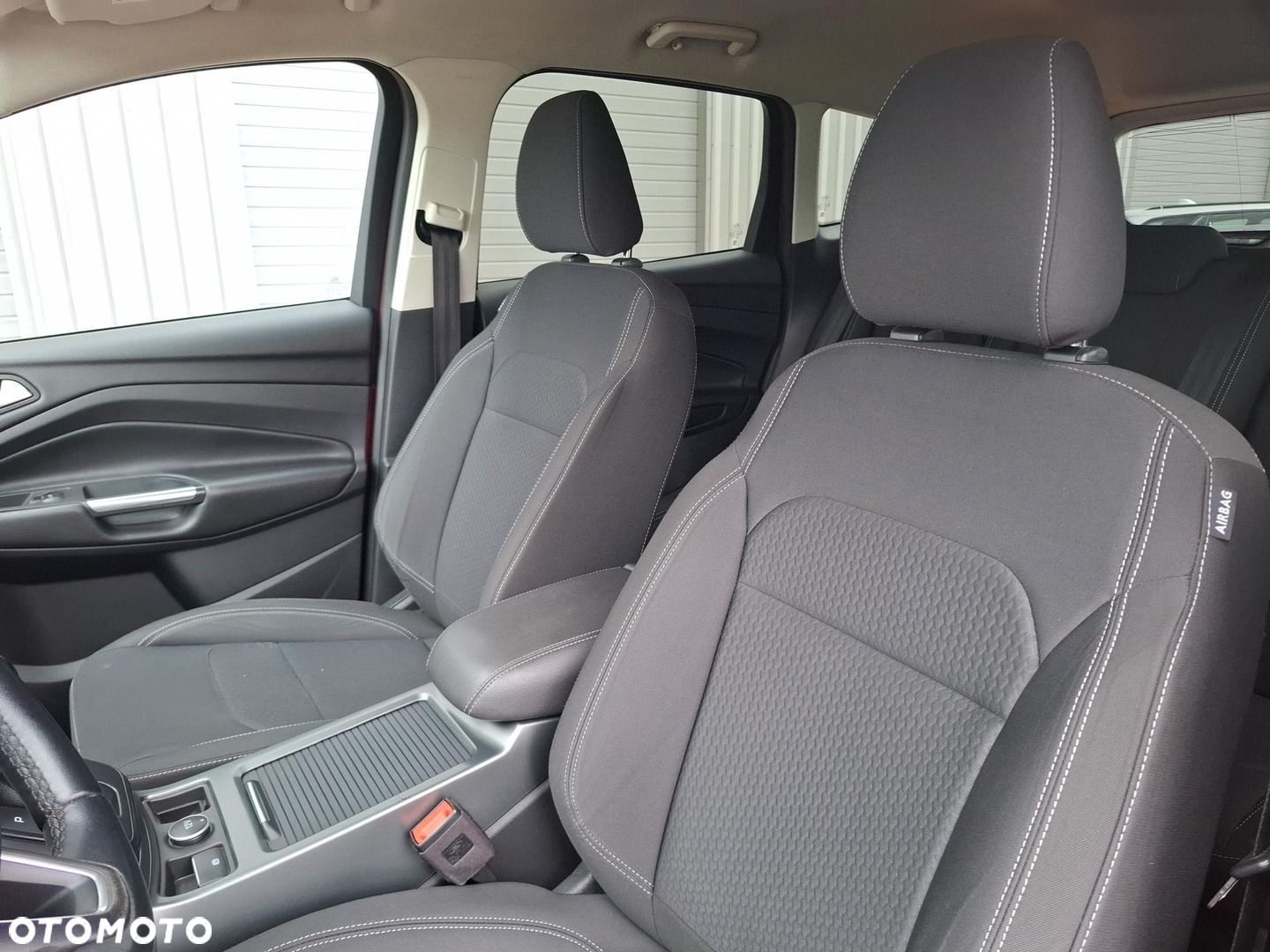 Ford Kuga - 14