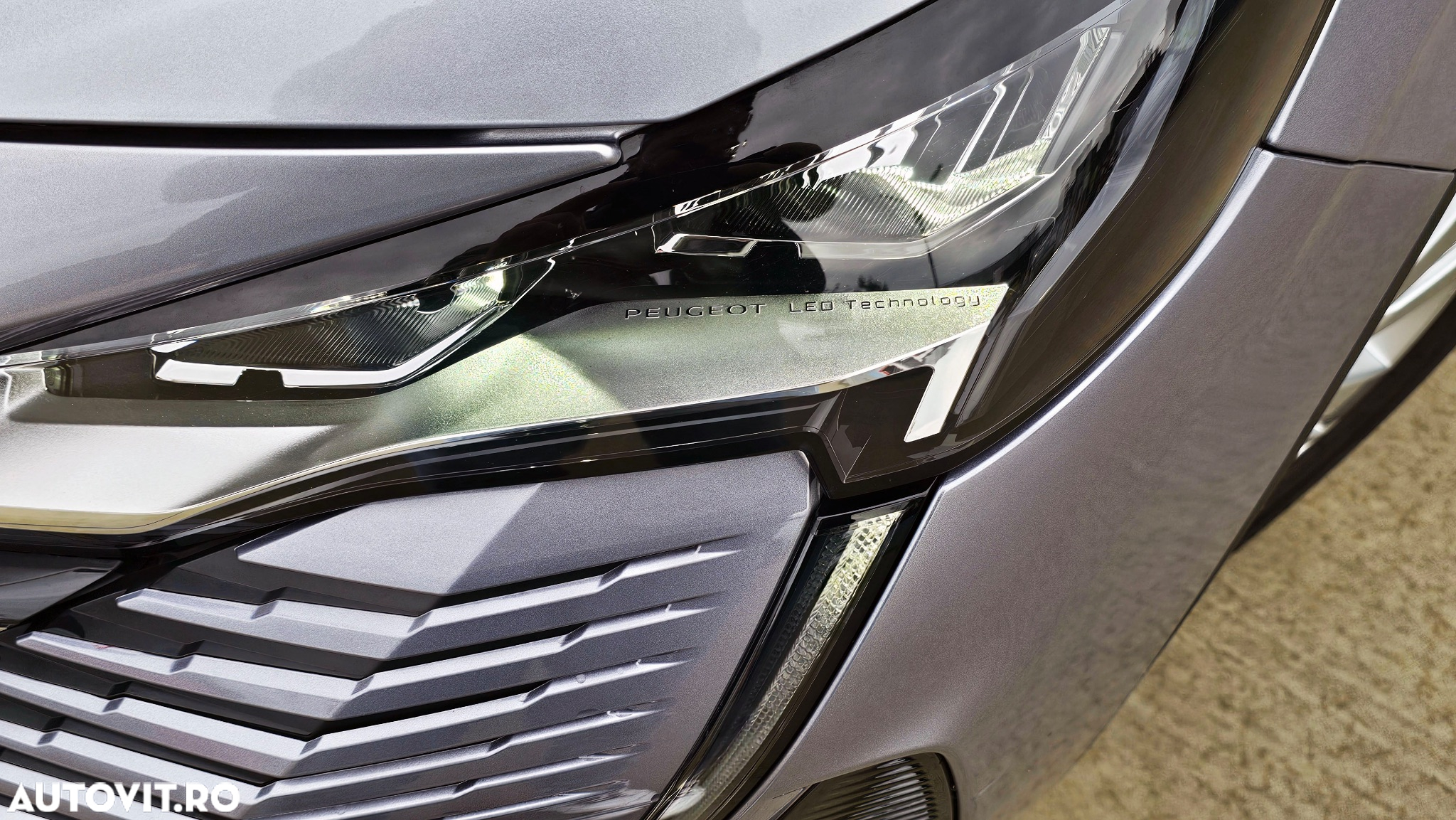 Peugeot 5008 PureTech 130 EAT8 Stop & Start Allure - 9