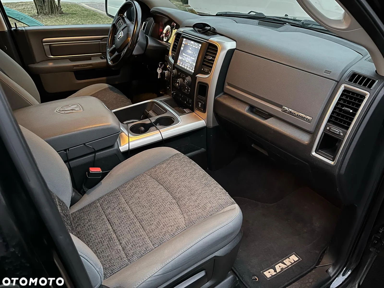 Dodge RAM 1500 5.7 4x4 - 13