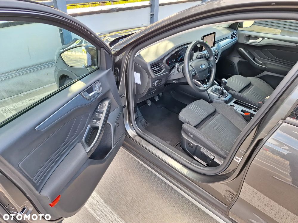 Ford Focus 1.5 EcoBoost Active Business - 17