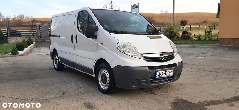 Opel Vivaro - 16