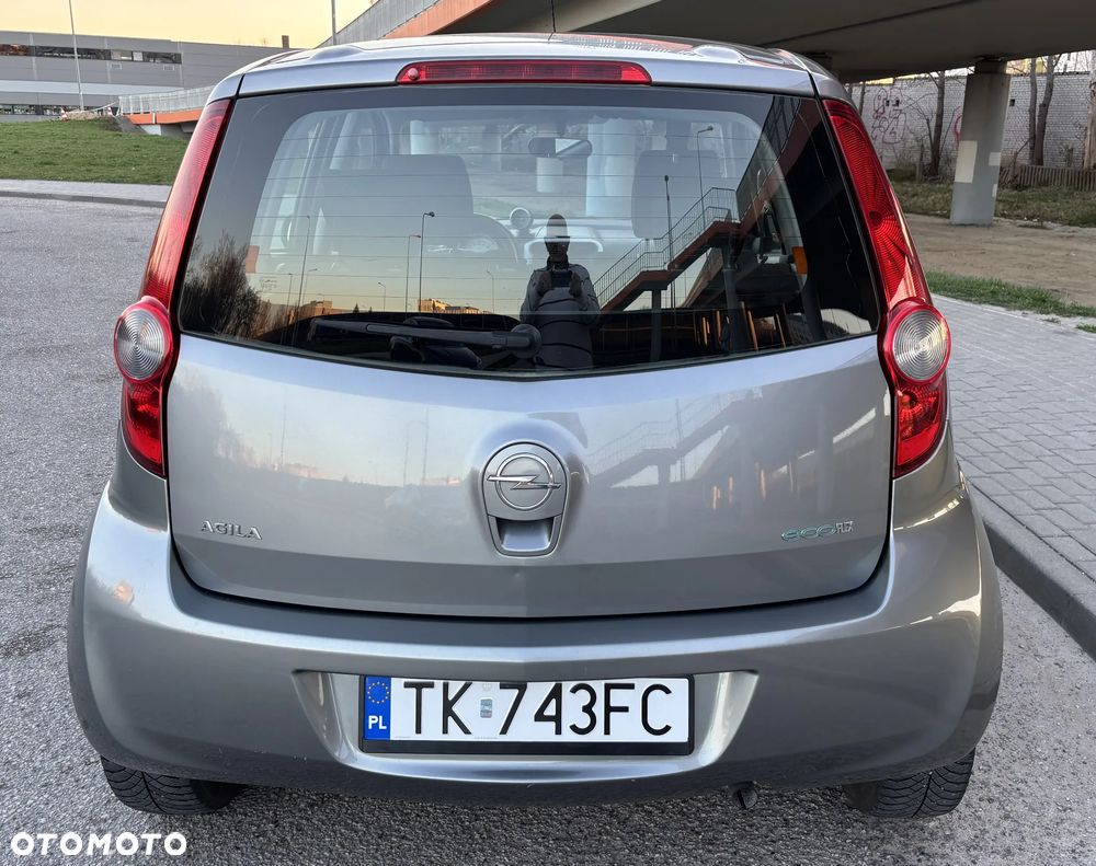 Opel Agila 1.0 - 8