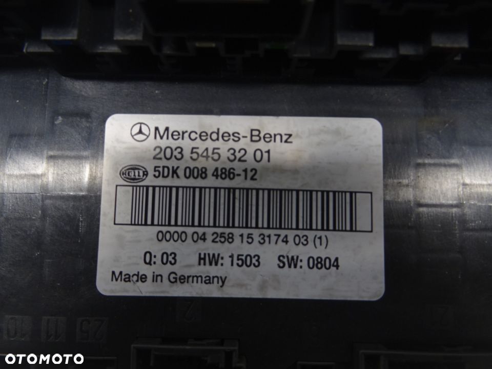 MERCEDES W203 00-04 SKRZYNKA BEZPIECZNIKÓW 2035453201 - 3