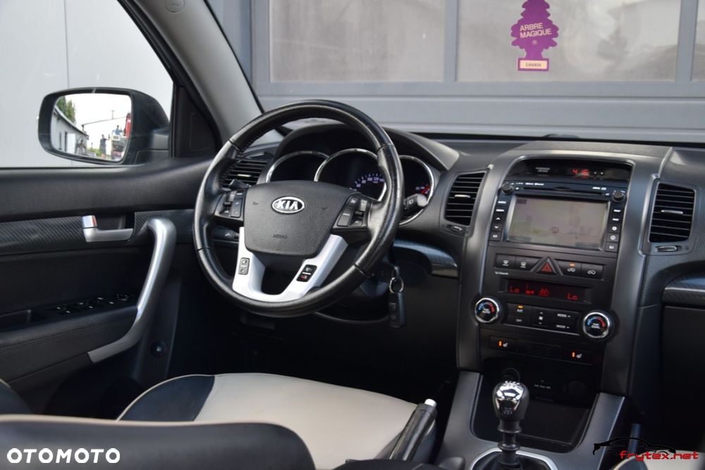Kia Sorento - 26