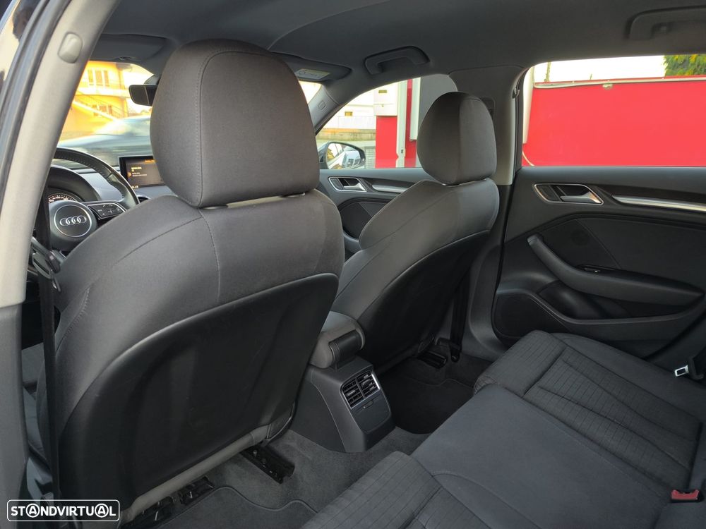 Audi A3 Sportback 1.0 TFSI - 31