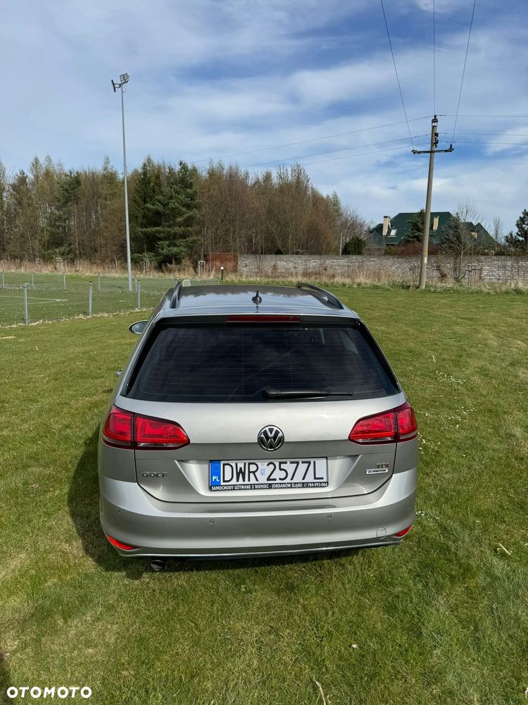 Volkswagen Golf 1.6 TDI BMT Comfortline - 23